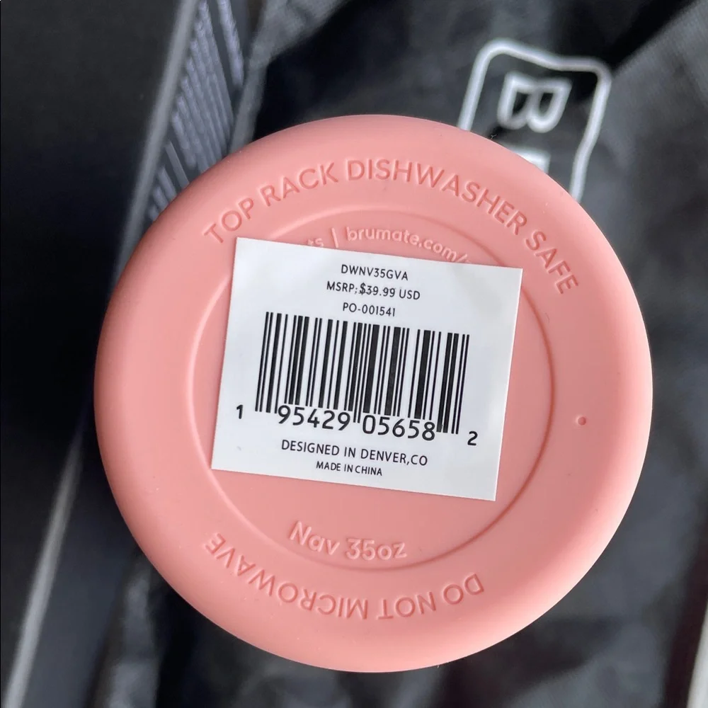 BrüMate NAV 35oz Tumbler in guava brand new in box